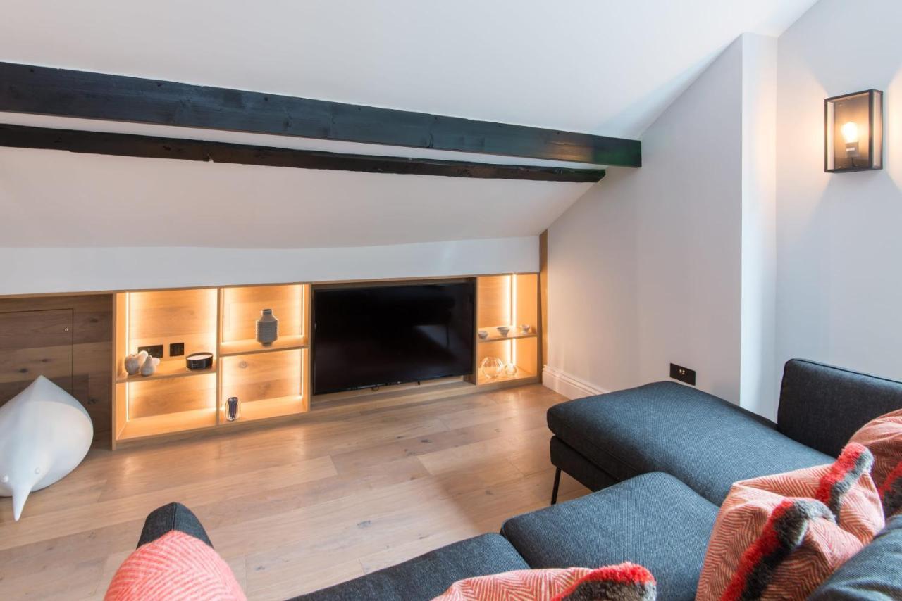 Host & - Pilgrims Rest Apartment